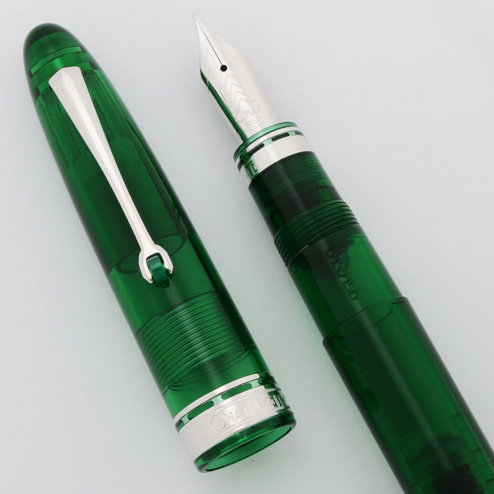 Omas Ogiva Limited Edition Demonstrator Fountain Pen - Green w